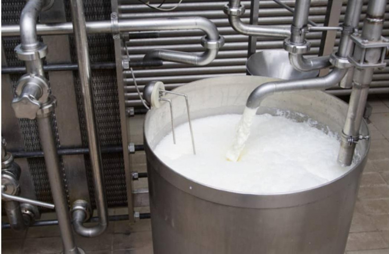 تشدید نظارت بر واحدهای تولیدی صنایع لبنی استان مرکزی