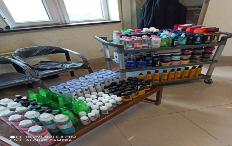 کشف ۱۰۰ قلم لوازم آرایشی بهداشتی قاچاق به ارزش ۲۰۰ میلیون ریال