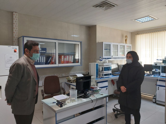 حضور فعال کارکنان آزمایشگاه کنترل مواد غذایی در ایام نوروز