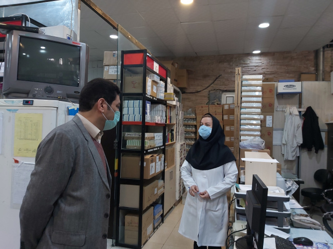 گزارش تصویری// نظارت ویژه بر داروخانه های استان مرکزی در ایام نوروز ۱۴۰۱