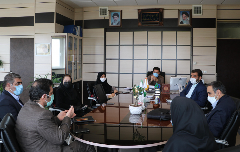 نشست بررسی مسائل و مشکلات داروهای شیمی درمانی