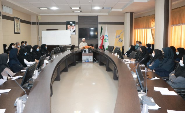 کارگاه آموزشی احکام و اخلاق کارمندی