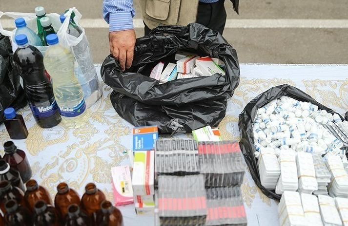 کشف ۴۴۰۰ قلم دارو های تقلبی و مخدر به ارزش ۲۰۰ میلیون ریال از یک عطاری
