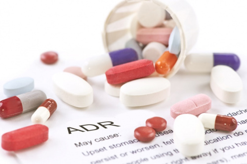 راهکارهای پیشنهادی پیشگیری از وقوع اشتباهات داروپزشکی_تحویل داروی اشتباه به بیمار بدوم ارائه نسخه