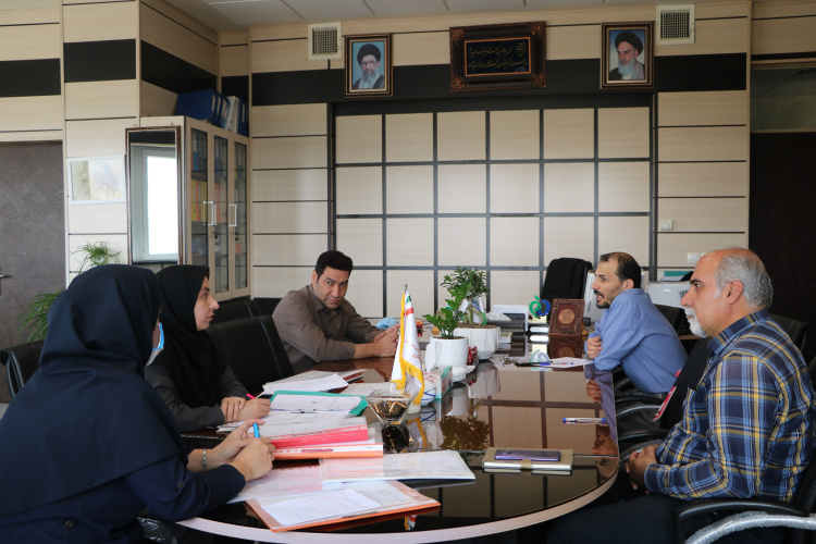 بررسی ۲۸ پرونده در نوزدهمین کمیسیون فنی_تخصصی صدور پروانه های بهداشتی و واحد های تولیدی غذایی و بهداشتی