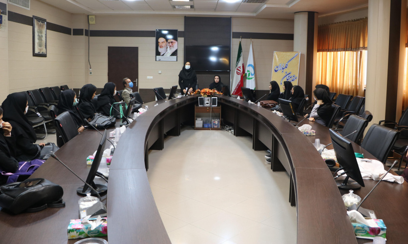 کارگاه آموزشی معرفی کالاهای سلامت محور ویژه دانشجویان پزشکی اراک