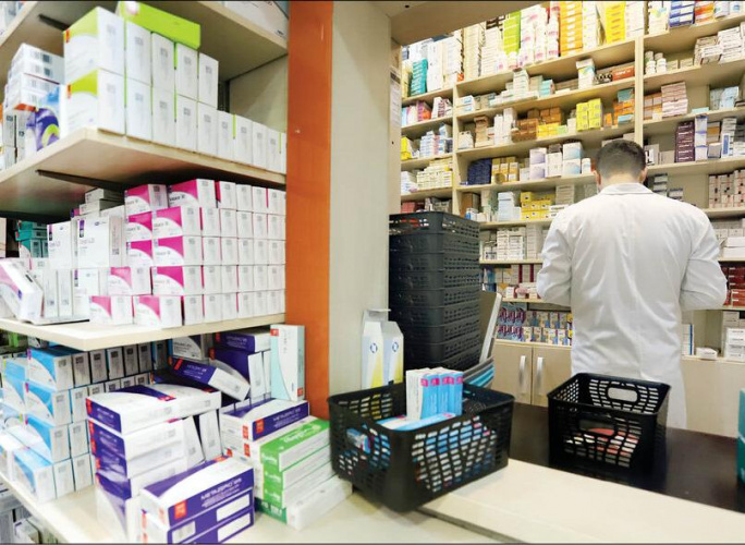 تامین و توزیع مستمر اقلام دارویی در مرکزی