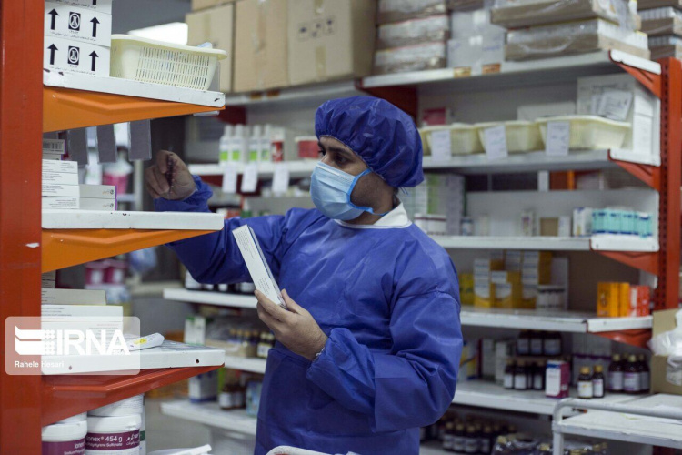 آماده باش صنایع دارویی کشور برای افزایش نیاز به دارو در هفته‌های آتی