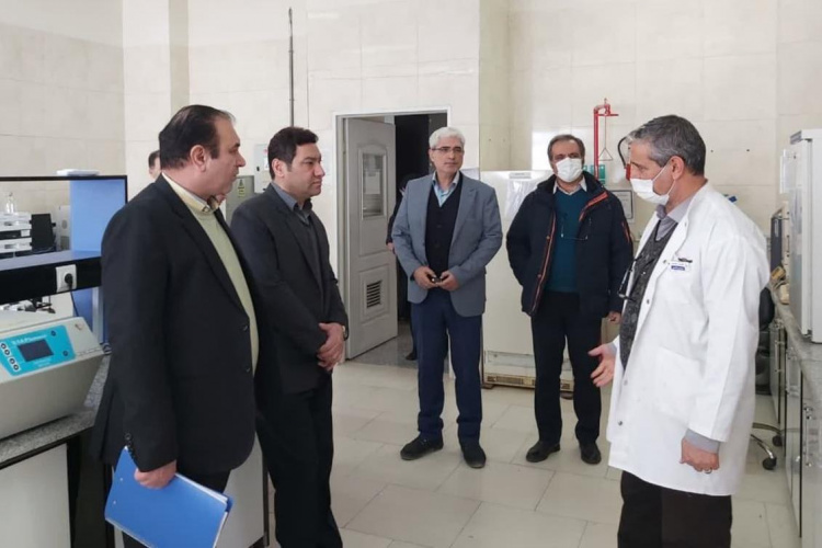 بازدید معاونین غذا و دارو و آموزش دانشگاه علوم پزشکی اراک از دانشگاه آزاد (فلق)