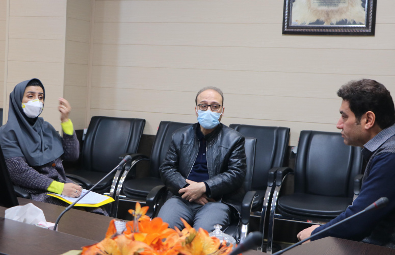 تجزبه و تحلیل نسخه‌های پزشکان برای تجویز منطقی دارو