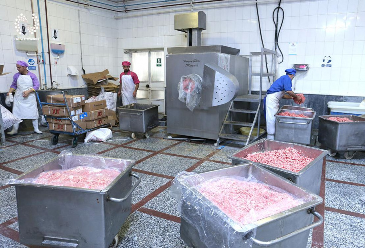 نظارت کامل معاونت غذا و دارو بر فرآورده های گوشتی از تولید تا عرضه