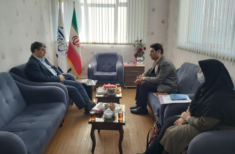 حل مشکل کمبود دارو در گرو استقرار شرکتهای پخش دارویی در استان