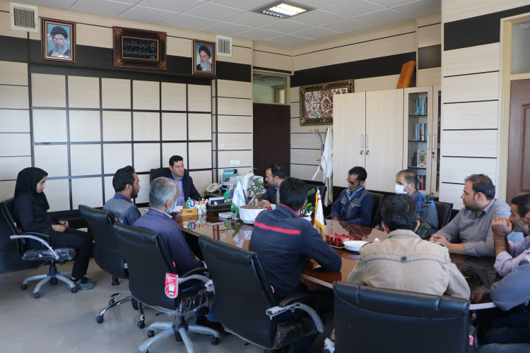 تلاش کارگران در شکوفایی اهداف تأثیرگذار است