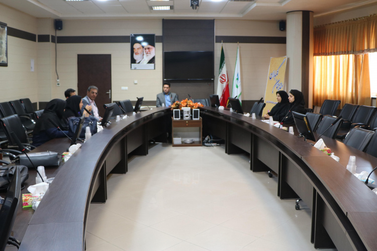 طراحی سامانه مدیریت یکپارچه خدمات دارویی مراکز در مانی تابعه