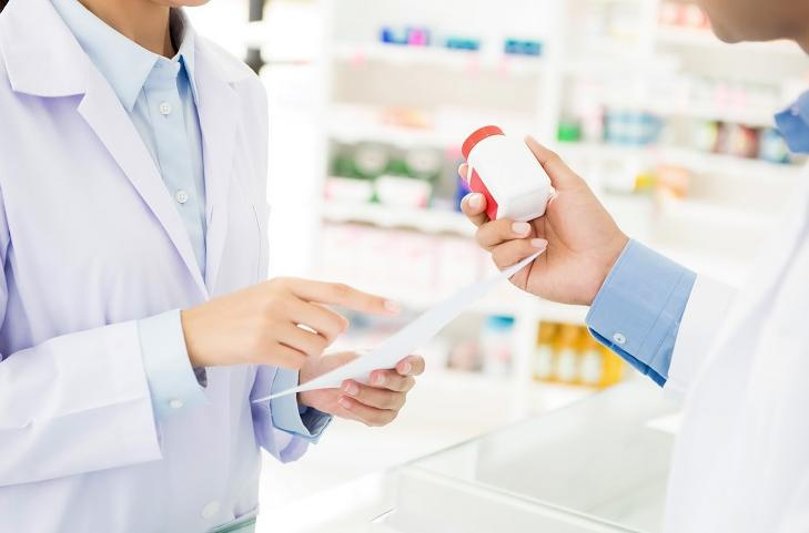 فعالیت ۲۰۰ دکتر داروساز در نظام سلامت استان مرکزی