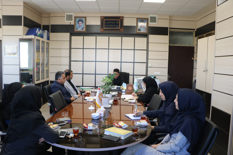 تجارت &quot;سرطان&quot; در بازارهای لوازم آرایشی و بهداشتی تقلبی و قاچاق