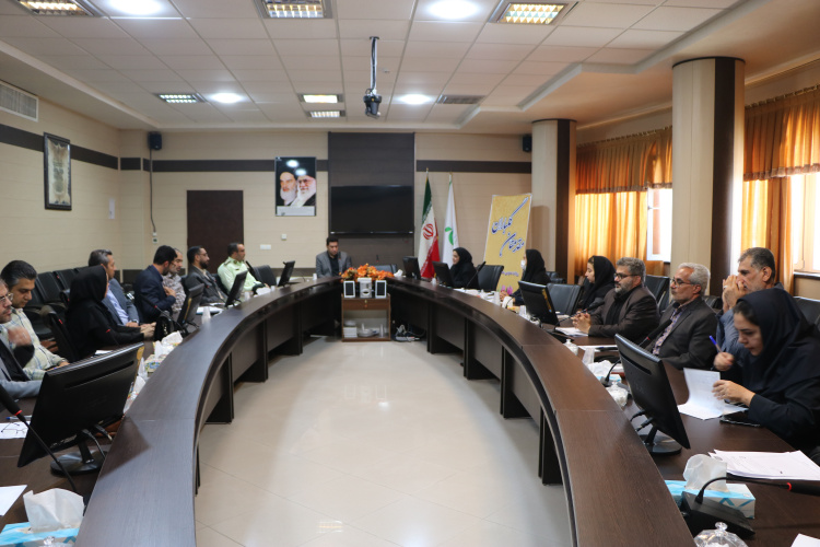 مردم در خصوص کالاهای سلامت محور تقلبی و قاچاق باید حساس شوند