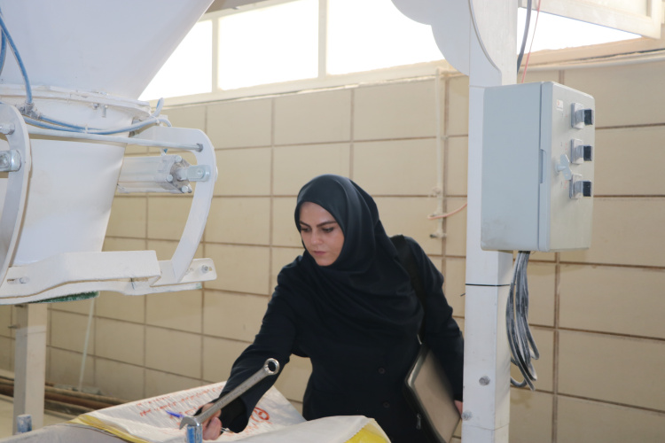 آردی که برای پخت نان در استان تولید می شود تحت کنترل مستمر معاونت غذا و دارو می باشد