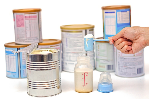 توزیع یکی از برند های شیرخشک دیگر در استان