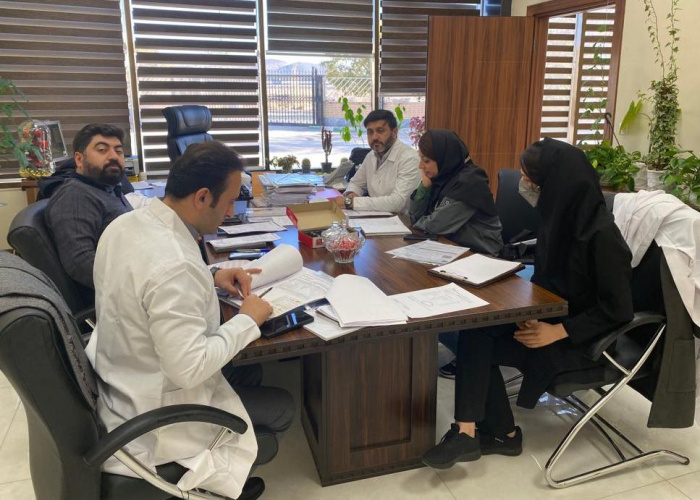 بازرسی کارشناسان اداره فرآورده های طبیعی، سنتی و مکمل معاونت غذا و دارو اراک از شرکت سوناطب پارسه ساوه