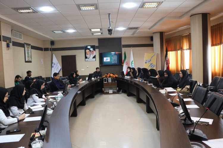 تنوع و تعادل هرگونه مصرف مکمل ها زیر نظر متخصصان تغذیه انجام شود