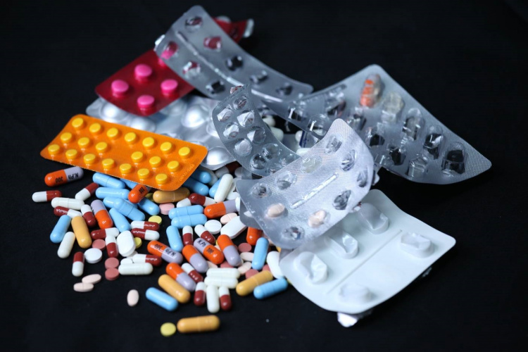 قبل از دور ریختن دارو، روش امحاء آنرا در بروشور بخوانید