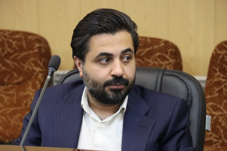 رشد ۹۶ درصدی کشفیات و اقدامات معاونت غذا و دارو دانشگاه علوم پزشکی استان مرکزی در مبارزه با قاچاق کالاهای سلامت محور در یکسال گذشته