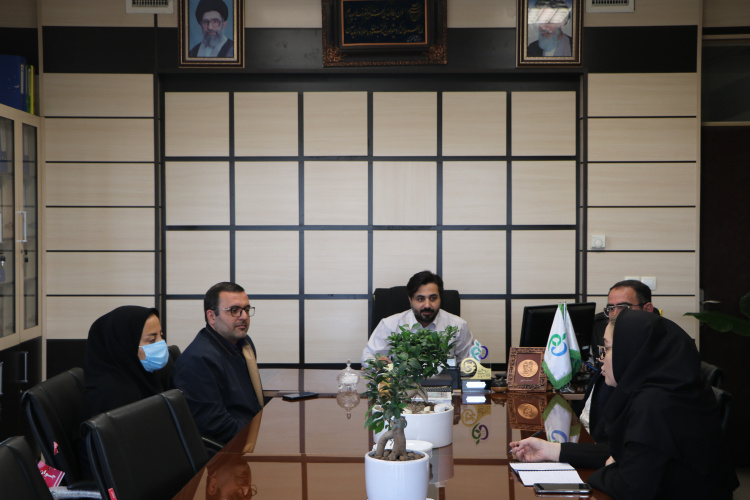 گسترش همکاری مشترک جهاد دانشگاهی استان مرکزی و معاونت غذا و دارو