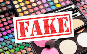 عرضه محصولات آرایشی باقیمت برند اصلی و تولید زیرپله‌ای