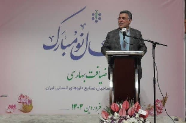 توجه ویژه وزیر بهداشت به استمرار تولید و قیمت‌گذاری دارو در کشور