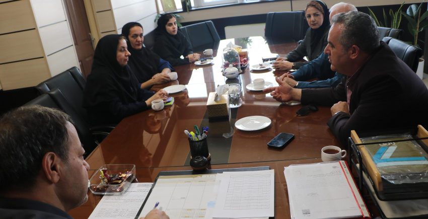 برای تسهیل در امور واحدهای تولیدی لبنیات،برنامه ریزی می کنیم