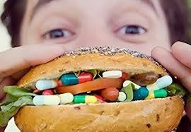 نقش عوامل فرهنگی و فضای مجازی در افزایش مصرف داروهای بدون نسخه