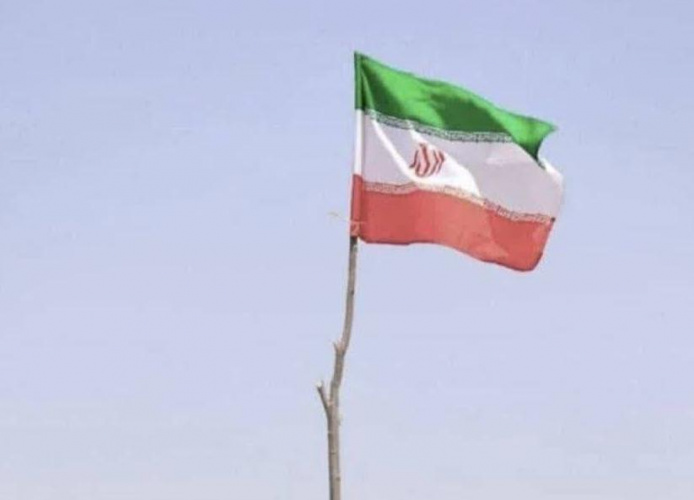 هرگز پرچمی بر زمین نخواهد افتاد/ از این میدان هم با سربلندی عبور خواهیم کرد + فیلم