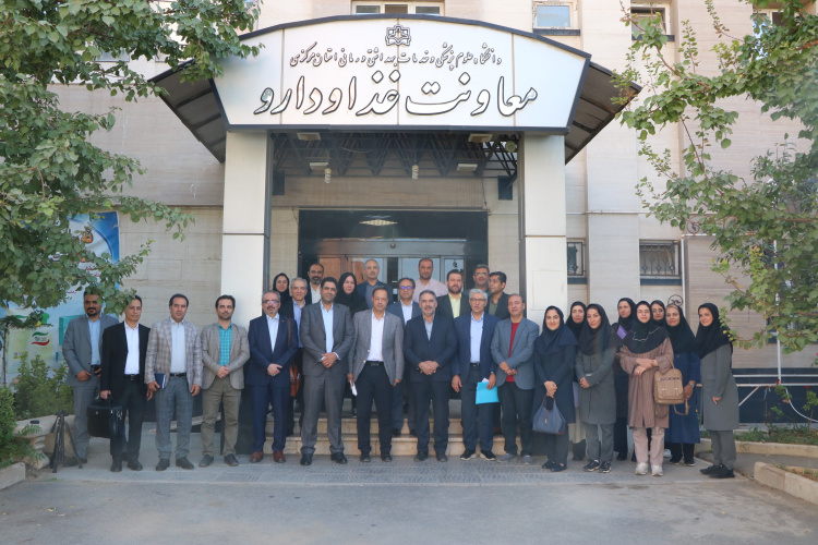 جلسه ی  معاونین غذا و دارو دانشگاه های علوم پزشکی قطب شش کشور در اراک برگزار شد + فیلم