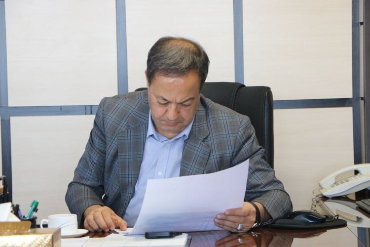 &quot; غذا برای همه،تولید ملی ؛ تغذیه سالم و آینده پایدار &quot;