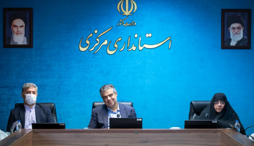 استاندار مرکزی: بانوان مدیر سرمایه‌ای توانمند برای پیشبرد امور استان هستند