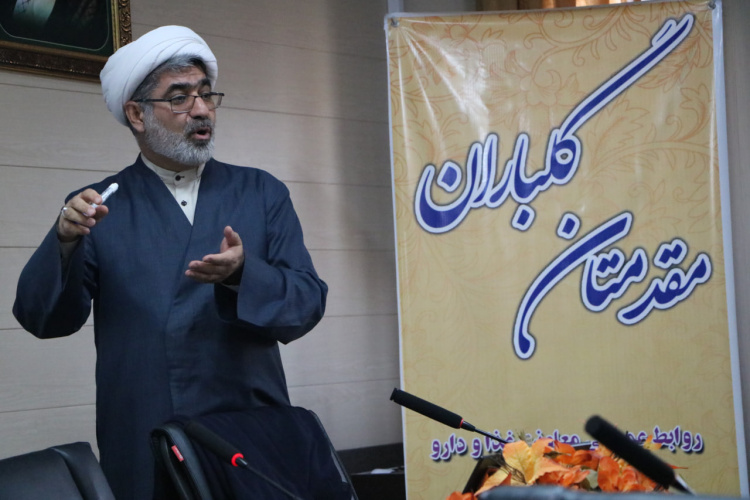 حضرت زهرا (  س ) الگوی تمام عیار  برای زنان است