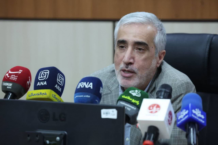 دکتر پیرصالحی تشریح کرد؛ زنجیره تأمین دارو در جنگ و تحریم متوقف نشد