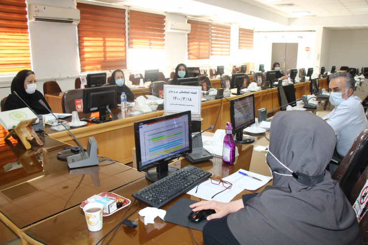 کمیته هماهنگی مرغ سایز، سالن جلسات مرکز بهداشت استان مرکزی، ۱۸ خرداد ماه