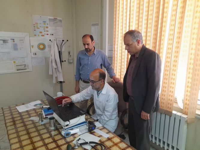 پایش اجرای برنامه پزشک خانواده و نظام ارجاع الکترونیک در شهرستان تفرش