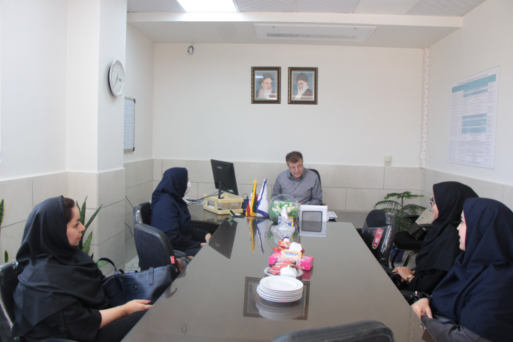 بررسی مسائل، مشکلات و نیازهای پایگاههای سلامت در نشست با معاون بهداشتی استان