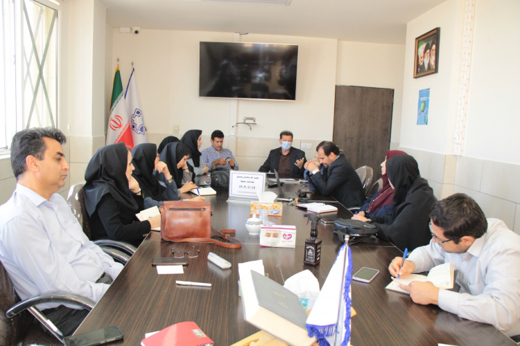 نشست فصلی کارشناسان مسئول بهداشت محیط با محوریت هم‌افزایی نظارتی و تشدید بازرسی‌ها