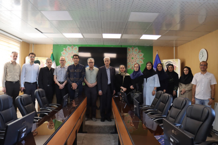 برگزاری کارگاه آموزشی برنامه ملی ثبت سرطان و کدگذاری اطلاعات تومور بر اساس سیستم ICD-O در دانشگاه علوم پزشکی اراک