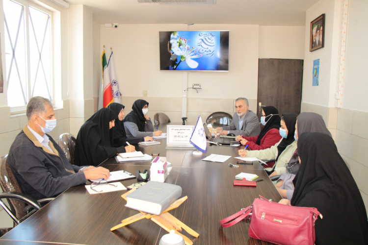 تشکیل کمیته هماهنگی پویش ۵،۲،۱،۰ برای پیشگیری از چاقی کودکان و نوجوانان در استان مرکزی