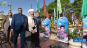 آیین گلباران گلزار مطهر شهدای اراک و آیین زنگ سلامت و اختتامیه برنامه سفیران سلامت دانشآموزی به مناسبت هفته سلامت +فیلم