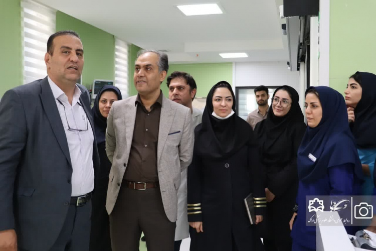 بازدید سرپرست دانشگاه علومپزشکی اراک از بخشهای درمانی بیمارستان سینا رضایی آشتیانی