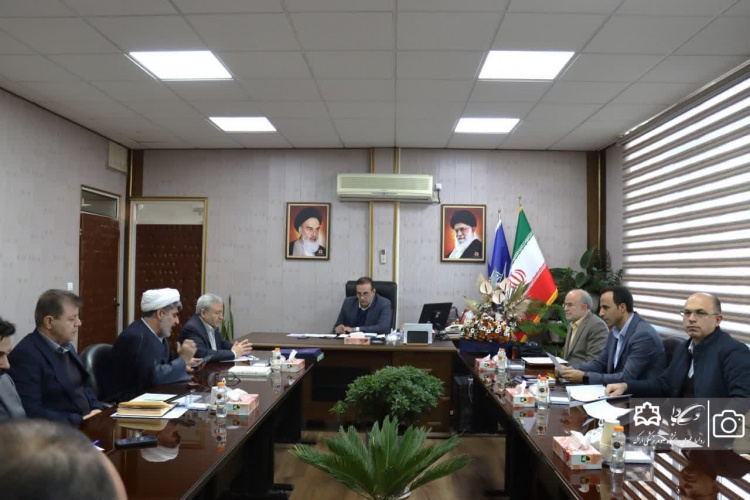 هیئترئیسه دانشگاه علوم پزشکی اراک با تأکید بر توسعه آموزش، پژوهش و درمان تشکیل جلسه داد