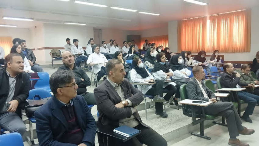 حضور سرپرست دانشگاه علوم پزشکی اراک در مورنینگ گروه داخلی