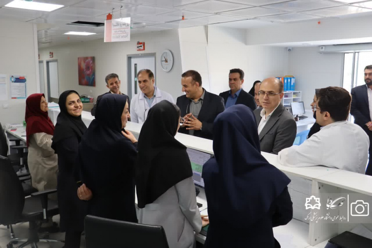 بازدید رئیس دانشگاه علوم پزشکی اراک از بیمارستان تخصصی و فوق‌تخصصی زنان و زایمان «سینا رضایی آشتیانی»