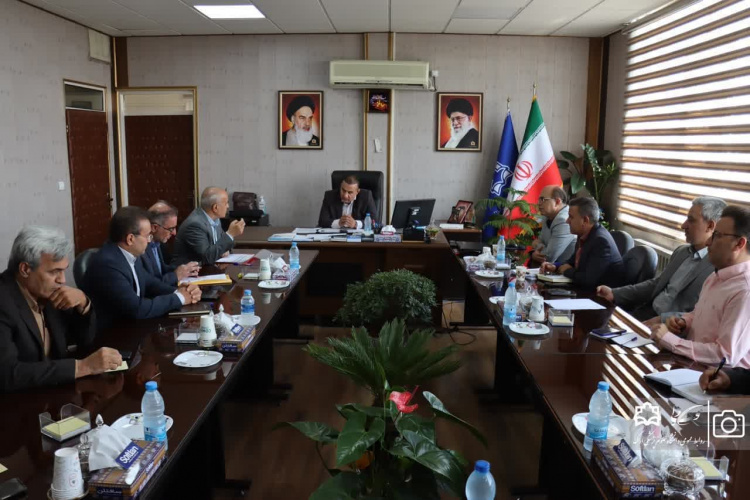 برگزاری نشست مشترک مسئولان دانشگاه علوم پزشکی اراک با مدیران بیمه سلامت و درمان تامین اجتماعی استان مرکزی